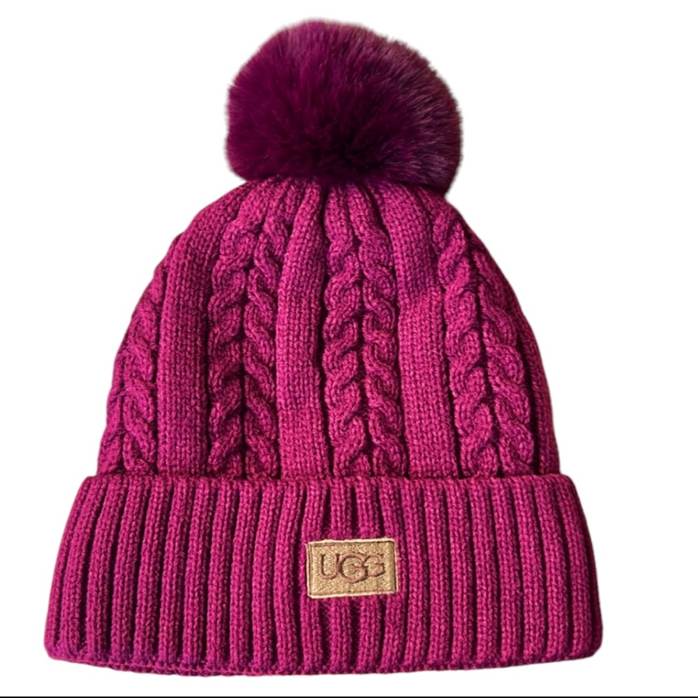 NWOT Ugg Pink Chunky Beanie
